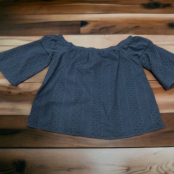 Women's Abercrombie & Fitch Off the Shoulder Top Size Medium Navy Blue Color - Picture 1 of 4